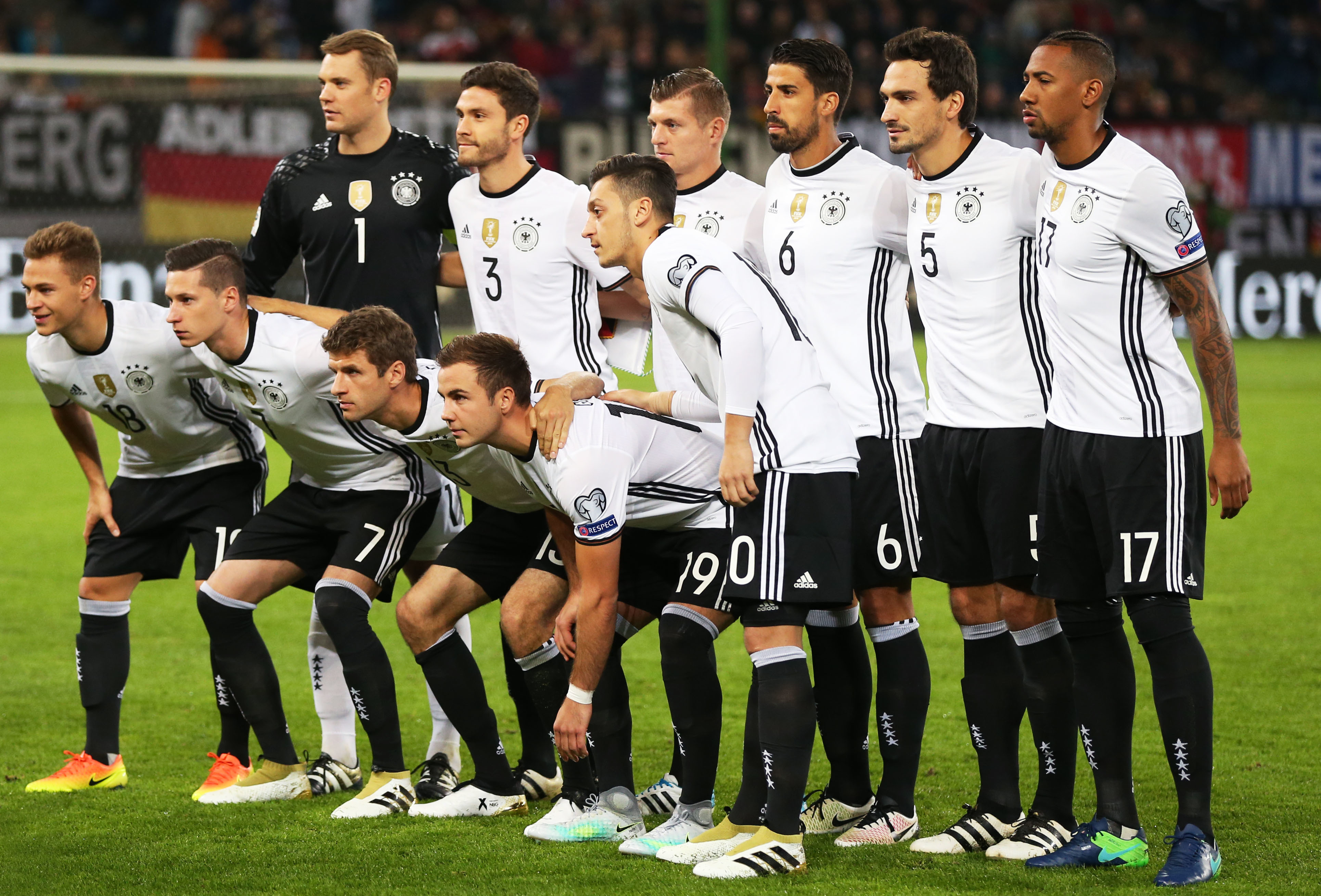 供了一个英 供了一个英