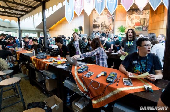 另一方面提 另一方面提